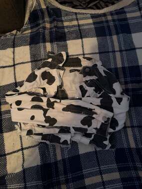 SHEIN Cow Print Raw Hem Denim Jacket